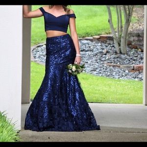 Ellie Wilde gorgeous navy prom dress